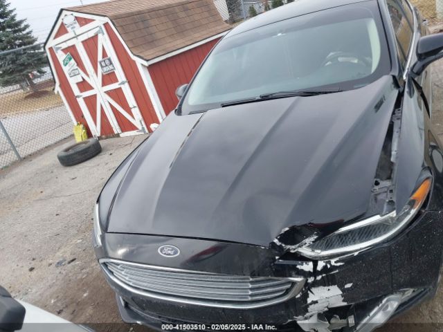 3FA6P0HDXHR249629 Ford FUSION SE