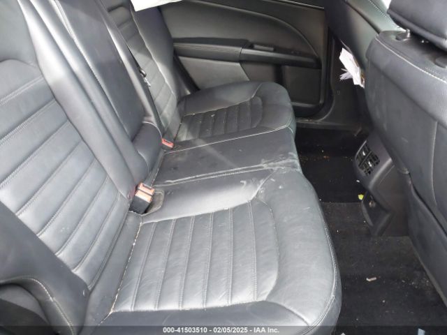 3FA6P0HDXHR249629 Ford FUSION SE