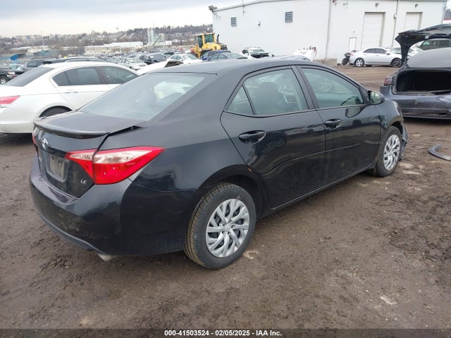 Toyota COROLLA LE 2018 2T1BURHE0JC974912 Image 4