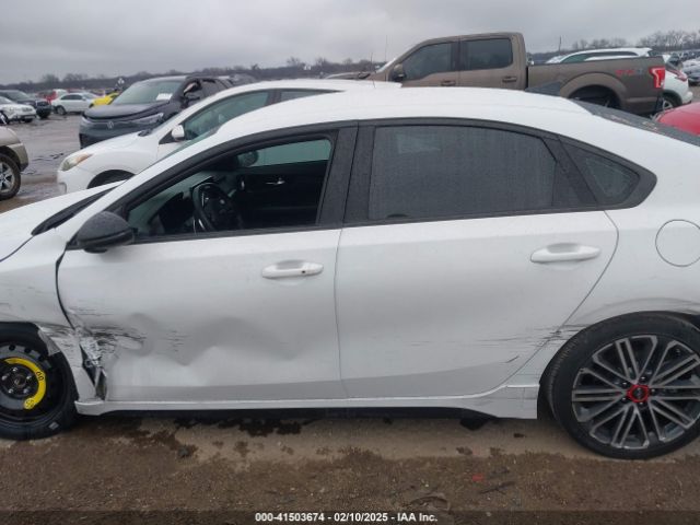 3KPF44AC2PE589830 KIA FORTE GT