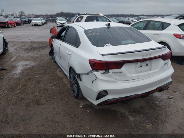 3KPF44AC2PE589830 KIA FORTE GT