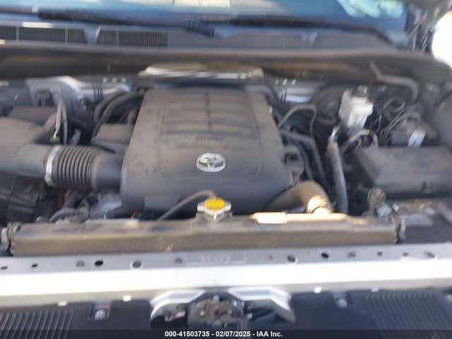 5TFDY5F11HX642737 Toyota Tundra Sr5 5.7l V8