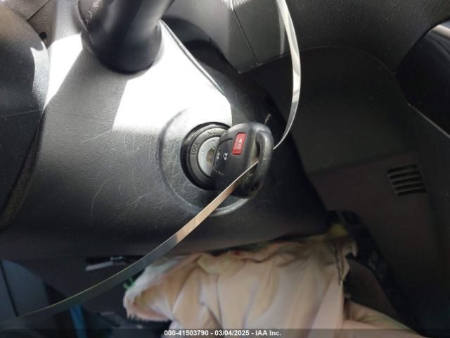 JTDKDTB30F1101290 Toyota Prius C Two