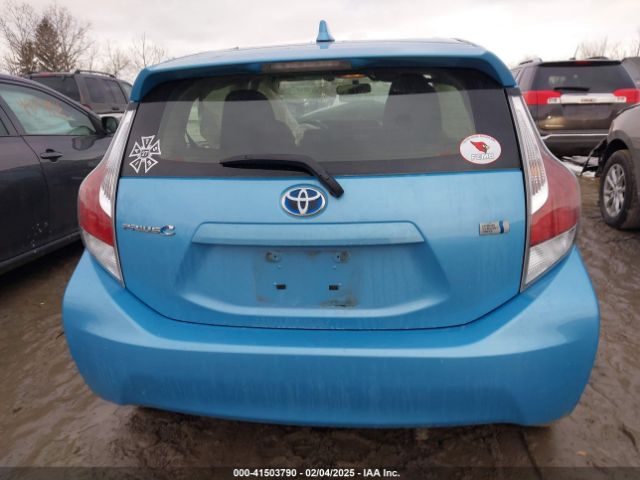 JTDKDTB30F1101290 Toyota Prius C Two