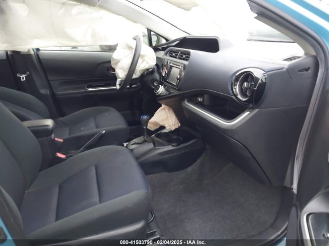 JTDKDTB30F1101290 Toyota Prius C Two