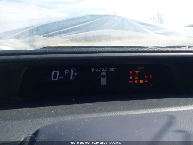 JTDKDTB30F1101290 Toyota Prius C Two
