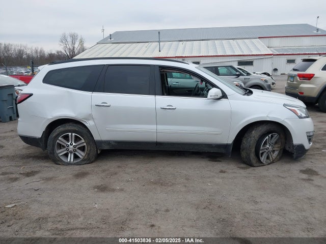 1GNKVHKD3HJ104844 Chevrolet Traverse 2lt