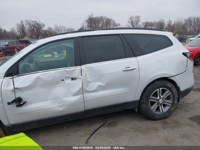 1GNKVHKD3HJ104844 Chevrolet Traverse 2lt