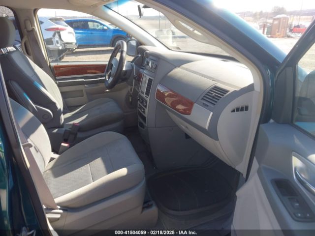 2009 CHRYSLER TOWN & COUNTRY 2A8HR54179R581212 Photo 4