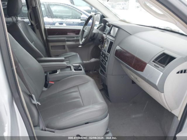 2009 CHRYSLER TOWN & COUNTRY 2A8HR54169R640539 Photo 4