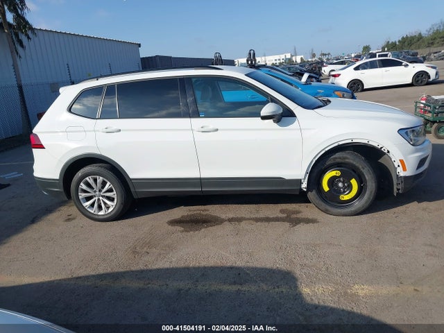 3VV1B7AX4LM098567 Volkswagen Tiguan 2.0t S
