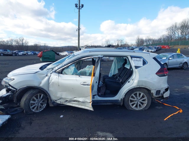KNMAT2MV1KP516018 Nissan ROGUE SV
