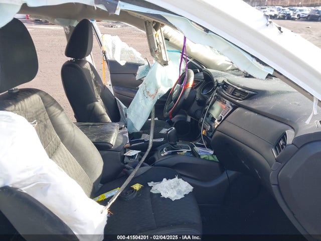 KNMAT2MV1KP516018 Nissan ROGUE SV
