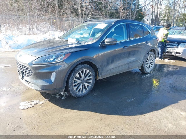 1FMCU9J96LUC74945 Ford Escape Titanium