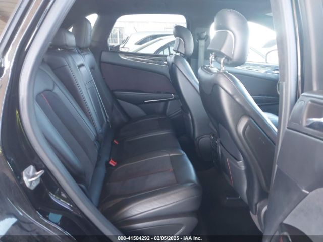 5LMCJ4C93KUL00731 Lincoln Mkc Black Label