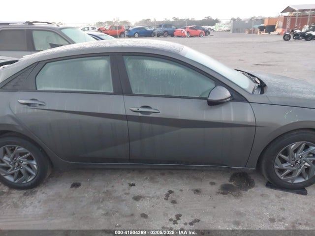 Hyundai ELANTRA SEL 2024 KMHLM4DG9RU641410 Image 13
