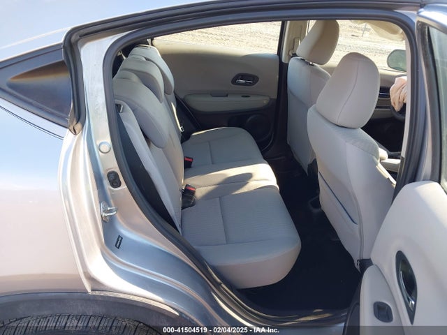 Honda HR-V LX 2017 3CZRU6H38HG709077 Image 8