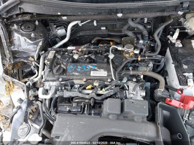 2T3K1RFV7RC277770 Toyota RAV4 LE