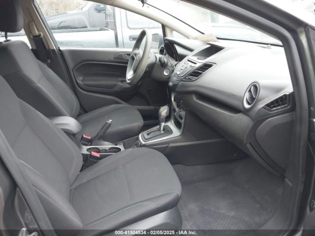 3FADP4EJ0KM164635 Ford FIESTA SE