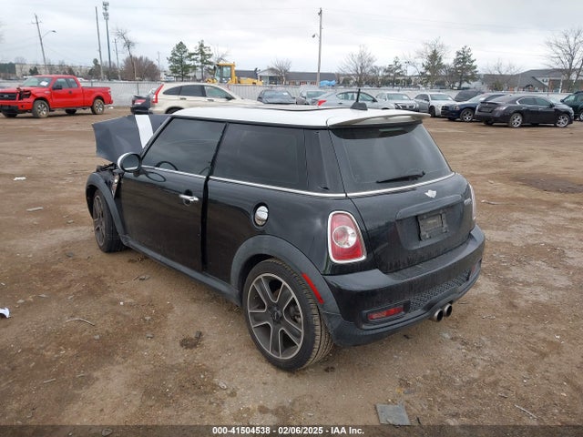 2013 MINI HARDTOP WMWSV3C52DT396954 Photo 2