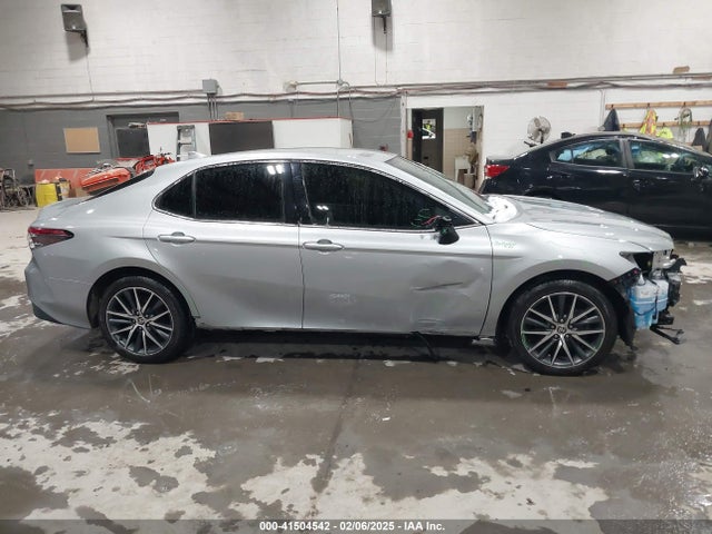 4T1F11BK3MU024637 Toyota Camry Xle Awd
