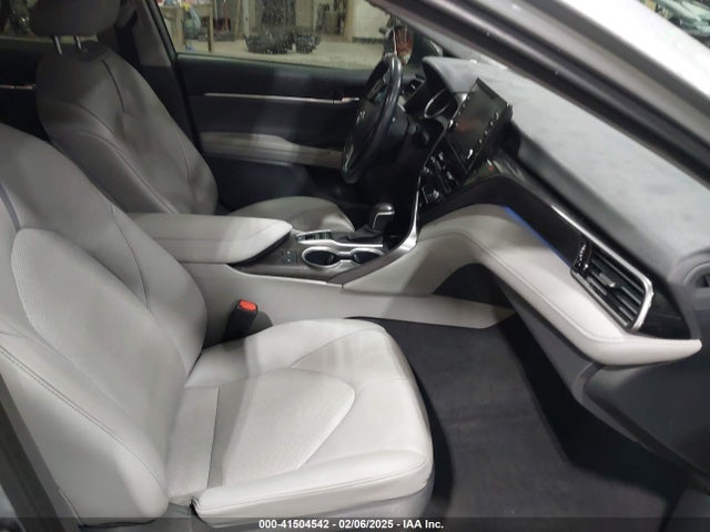 4T1F11BK3MU024637 Toyota Camry Xle Awd