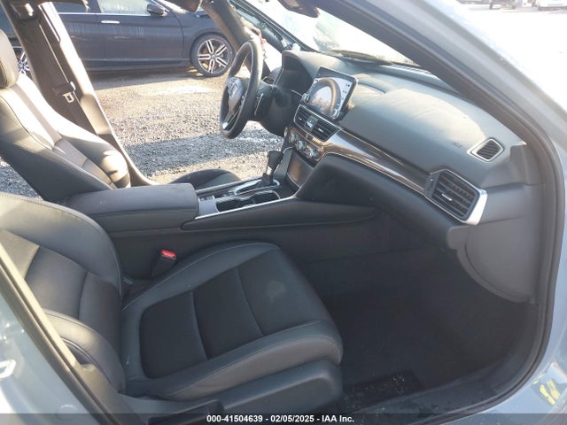 1HGCV1F38NA107533 Honda Accord Sport