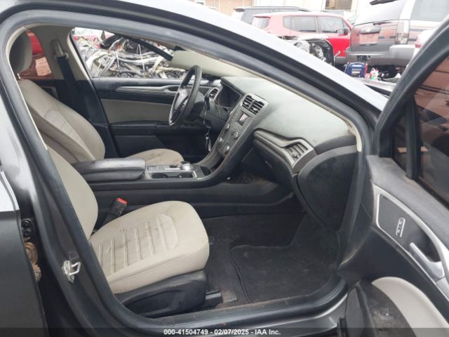 3FA6P0G72LR259737 Ford FUSION S