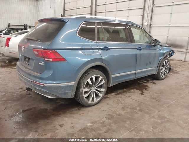 3VV4B7AXXJM143568 Volkswagen Tiguan 2.0t Sel Premium
