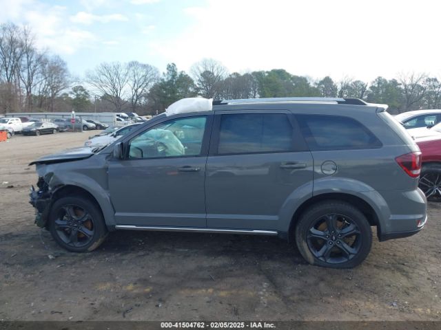 3C4PDCGB2LT206228 Dodge Journey Crossroad
