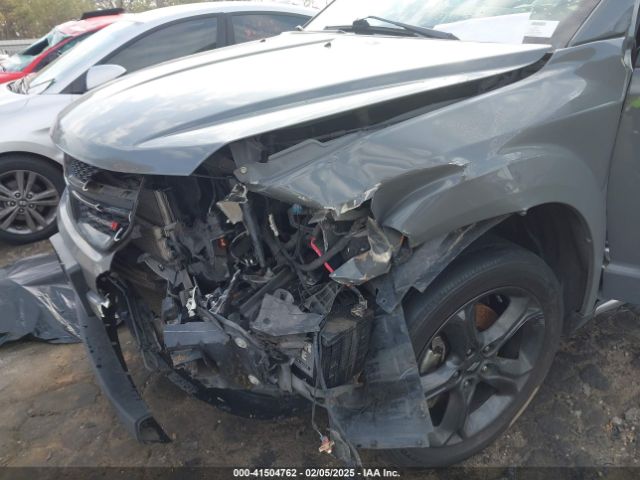 3C4PDCGB2LT206228 Dodge Journey Crossroad