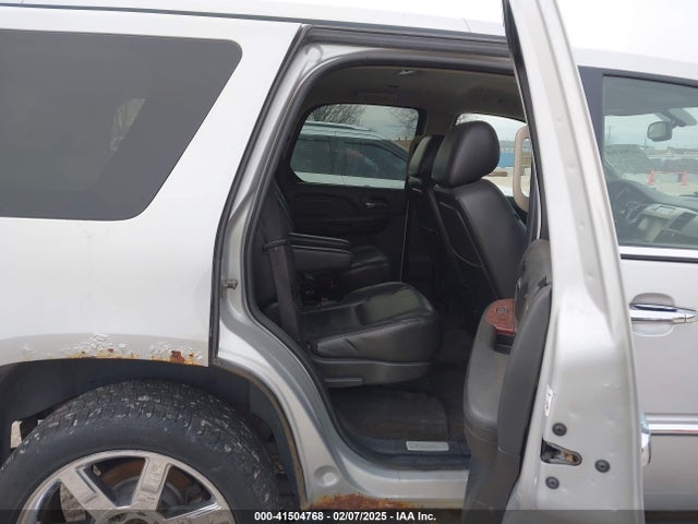 2011 CADILLAC ESCALADE 1GYS4AEF5BR140506 Photo 7