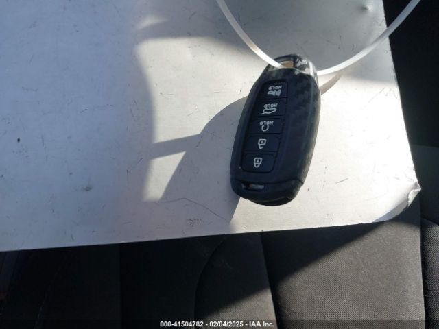 KMHLM4AJ4PU082409 Hyundai Elantra Hybrid Blue