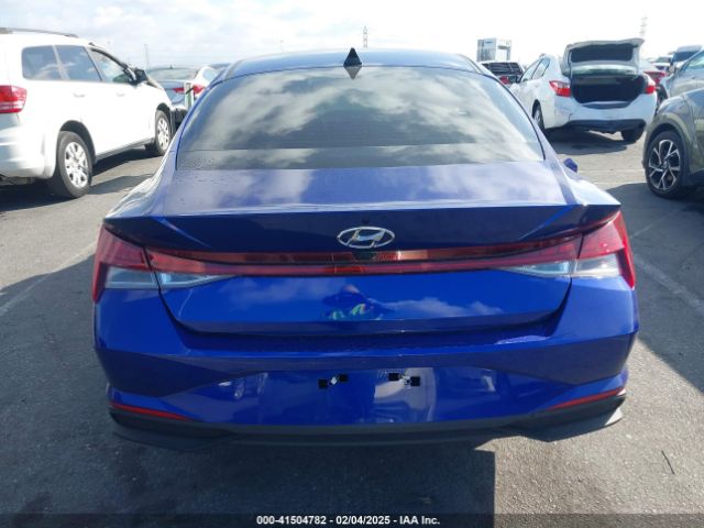 KMHLM4AJ4PU082409 Hyundai Elantra Hybrid Blue