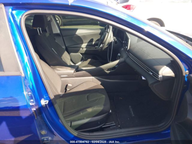 KMHLM4AJ4PU082409 Hyundai Elantra Hybrid Blue