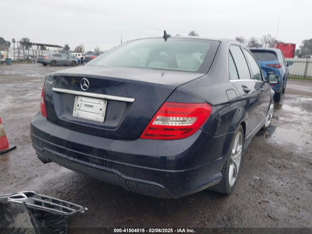 Продажа на аукционе авто 2013 Mercedes-benz C 250 Luxury/sport, vin: WDDGF4HB6DA773149, номер лота: 41504815