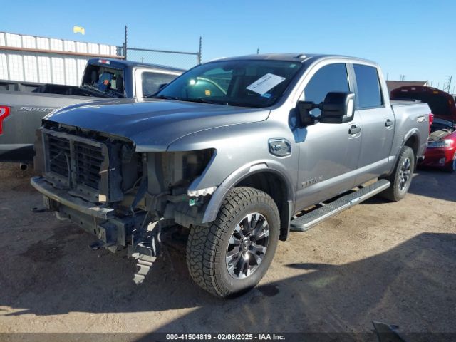 1N6AA1E52HN555152 Nissan Titan Pro-4x