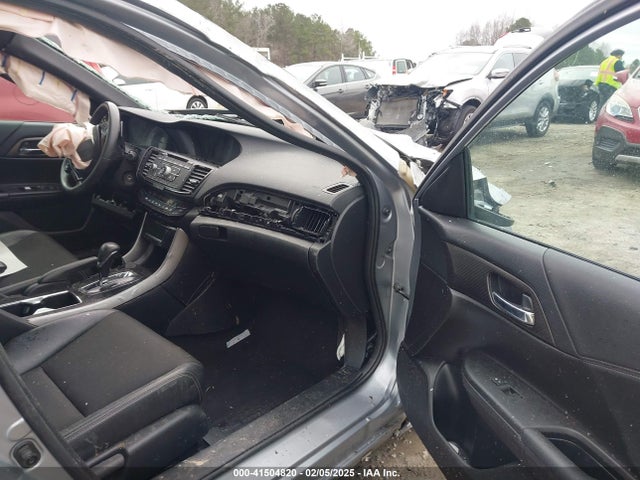 1HGCR2F57HA010386 Honda Accord Sport