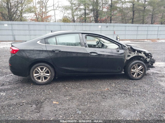 1G1BE5SM3J7100215 Chevrolet Cruze Lt Auto