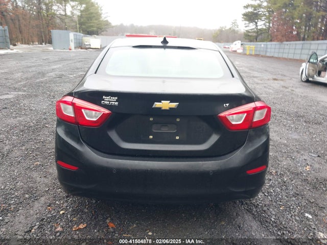 1G1BE5SM3J7100215 Chevrolet Cruze Lt Auto