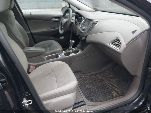 1G1BE5SM3J7100215 Chevrolet Cruze Lt Auto