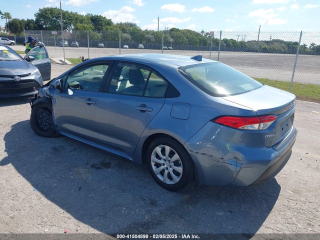 Toyota COROLLA LE 2023 JTDB4MEEXPJ009382 Image 3