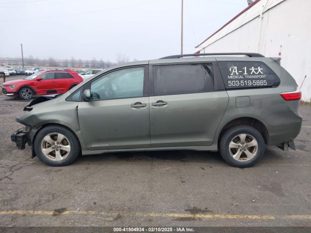 5TDKZ3DC3LS050672 Toyota SIENNA LE