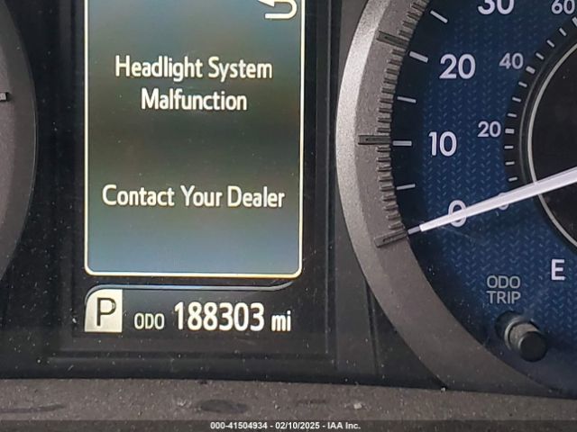 5TDKZ3DC3LS050672 Toyota SIENNA LE