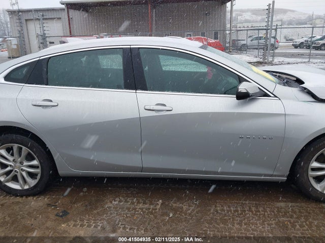 1G1ZD5STXJF269890 Chevrolet MALIBU LT