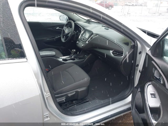 1G1ZD5STXJF269890 Chevrolet MALIBU LT