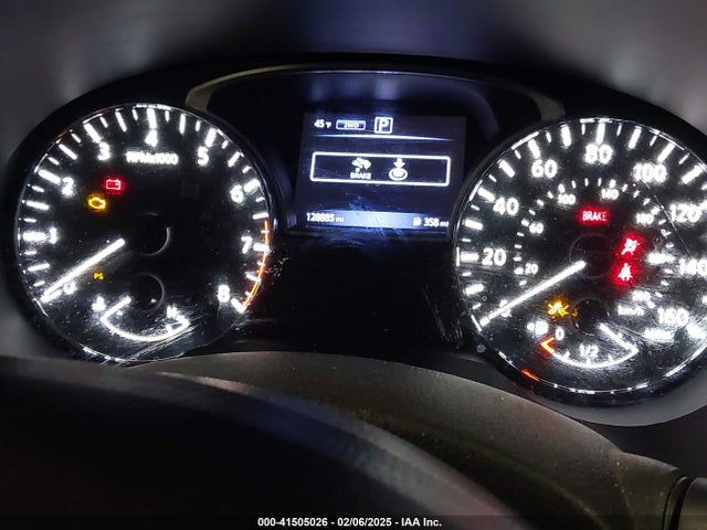 Nissan Pathfinder S 2018 5N1DR2MM7JC648995 Image 7