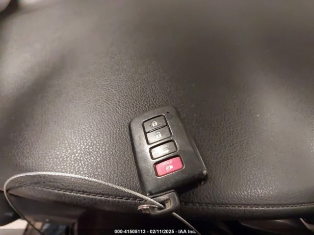 2T1BURHE7GC488820 Toyota Corolla S W/special Edition Pkg