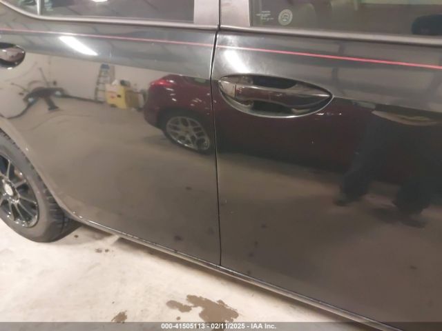 2T1BURHE7GC488820 Toyota Corolla S W/special Edition Pkg