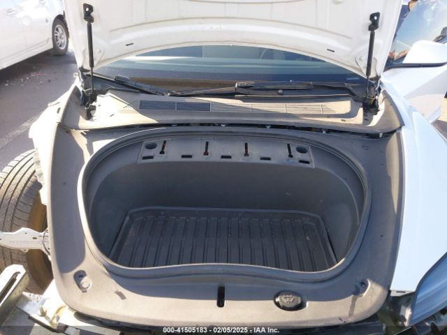 5YJ3E1EAXRF722001 Tesla Model 3 Long Range Dual Motor All-wheel Drive/rear-wheel Drive